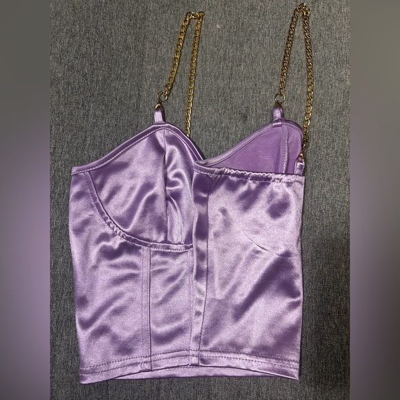 Purple crop tank with gold chain straps - Picture 4 of 7